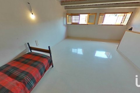 House for sale in Lleida, Spain 6 bedrooms, 298 sq.m. No. 154238 - photo 9