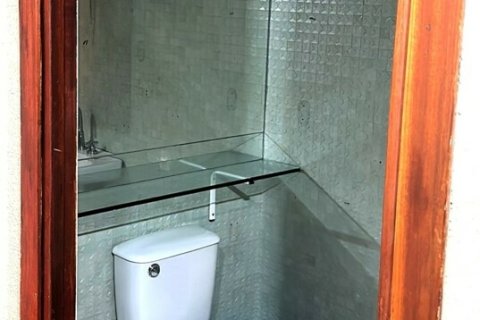 Lägenhet till salu i Leon, Spanien 3 sovrum, 148 kvm. Nr. 154236 - foto 20