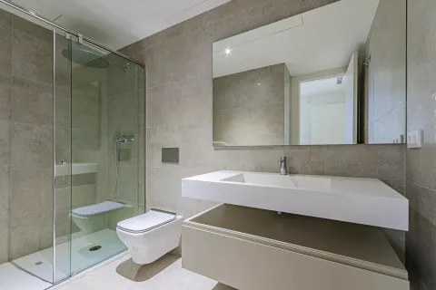 Apartamento en venta en Barcelona, España 5 dormitorios, No. 141295 - foto 26