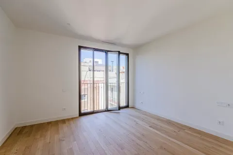 Apartamento en venta en Barcelona, España 5 dormitorios, No. 141295 - foto 17