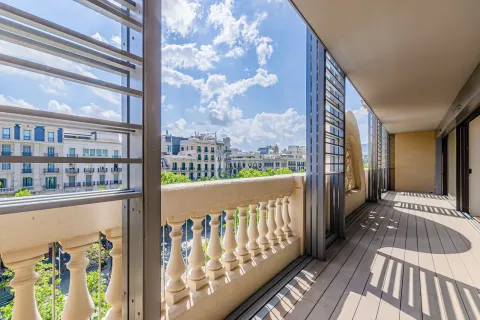 Apartamento en venta en Barcelona, España 5 dormitorios, No. 141295 - foto 3