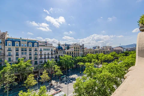 Apartamento en venta en Barcelona, España 5 dormitorios, No. 141295 - foto 2