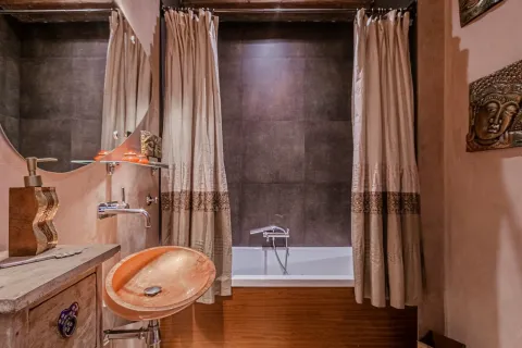 Huoneisto myytävänä Barcelona, Espanja, 1 makuuhuone, No. 141292 - kuva 11