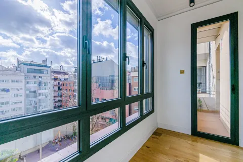 Продажа квартиры в Барселона, Испания 4 спальни, №141290 - фото 9