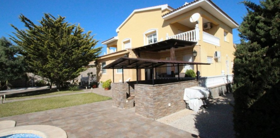 Villa Cabo Roig, Alicante, Spānijā 5 istabas, 440 m2 Nr. 117052