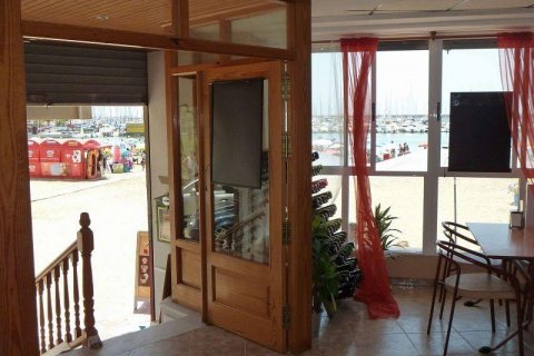 Commercial property à vendre Torrevieja, Alicante, Espagne, 400 m2 No. 117055 - photo 19