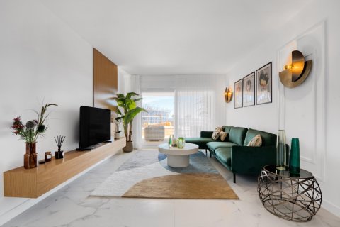 Commercial property for sale Torrevieja, Alicante, Spain 1 bedroom, 115 sq.m. No. 117048 - photo 26