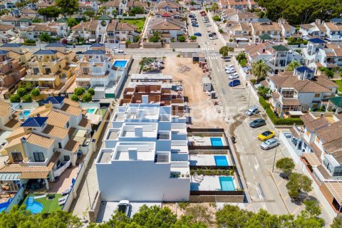 Huvila myytävänä Pilar de la Horadada, Alicante, Espanja, 3 makuuhuonetta, 131 m2 No. 69502 - kuva 14