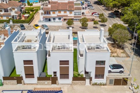 Huvila myytävänä Pilar de la Horadada, Alicante, Espanja, 3 makuuhuonetta, 131 m2 No. 69502 - kuva 12