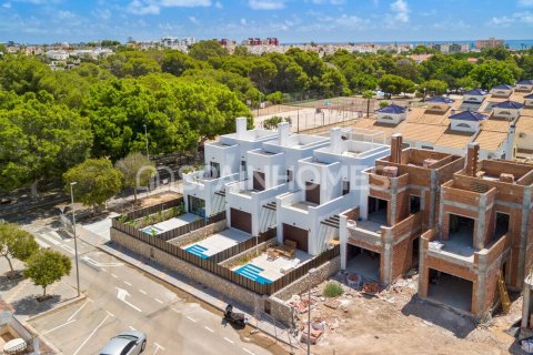 Huvila myytävänä Pilar de la Horadada, Alicante, Espanja, 3 makuuhuonetta, 131 m2 No. 69502 - kuva 15
