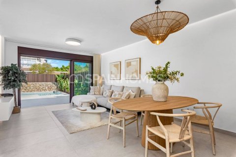 Huvila myytävänä Pilar de la Horadada, Alicante, Espanja, 3 makuuhuonetta, 131 m2 No. 69502 - kuva 24