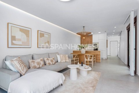 Huvila myytävänä Pilar de la Horadada, Alicante, Espanja, 3 makuuhuonetta, 131 m2 No. 69502 - kuva 20