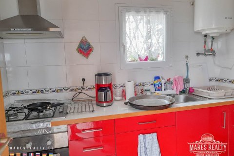 Villa till salu Pineda de Mar, Barcelona, Spanien 5 sovrum, 144 kvm. Nr. 113251 - foto 11