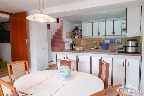 Villa till salu Pineda de Mar, Barcelona, Spanien 5 sovrum, 144 kvm. Nr. 113251 - foto 3