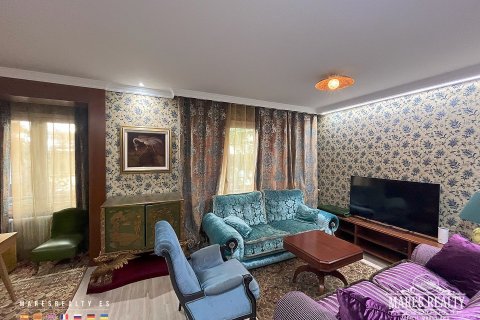 Apartment for sale Barcelona, Spain 3 bedrooms, 140 sq.m. No. 113243 - photo 1
