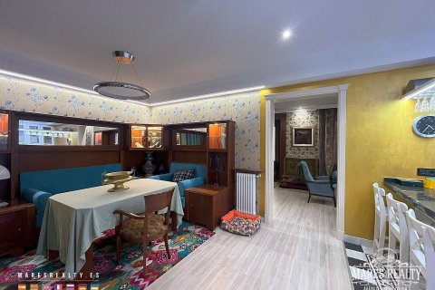 Apartment for sale Barcelona, Spain 3 bedrooms, 140 sq.m. No. 113243 - photo 5