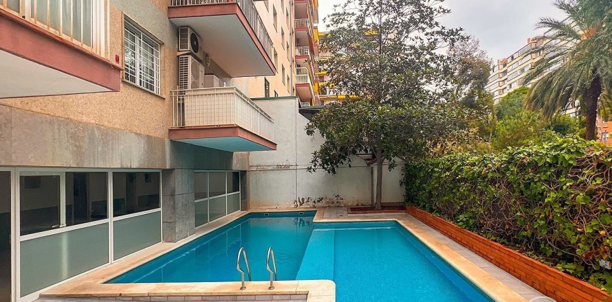 Apartment Barcelona, Spain 4 bedrooms, 161 sq.m. No. 113252