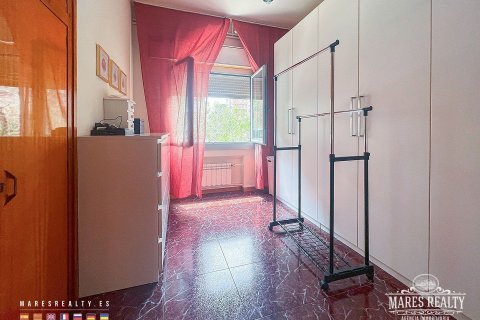 Apartment for sale Barcelona, Spain 4 bedrooms, 161 sq.m. No. 113252 - photo 12