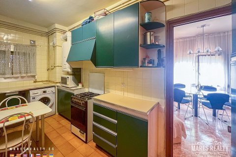 Apartment for sale Barcelona, Spain 4 bedrooms, 161 sq.m. No. 113252 - photo 6