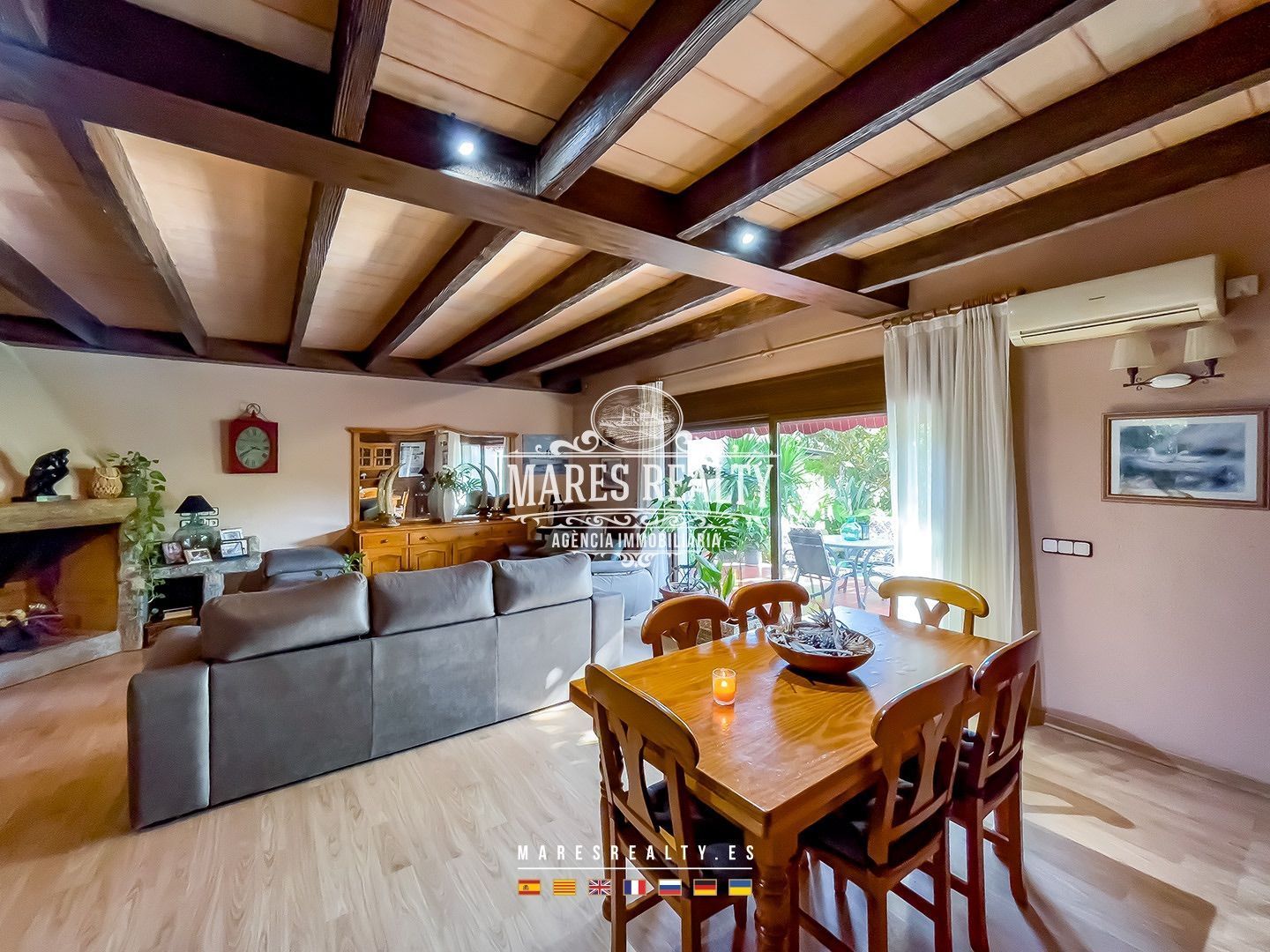 Townhouse in Palafolls, Barcelona, Spain 3 bedrooms, 245 sq.m. No. 113244