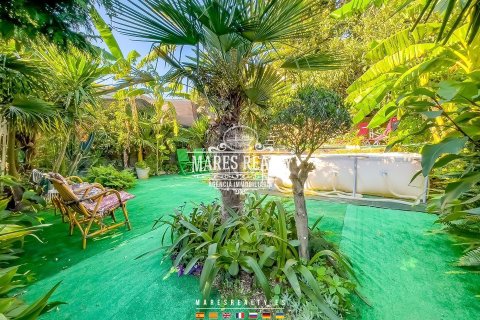 Townhouse for sale Palafolls, Barcelona, Spain 3 bedrooms, 245 sq.m. No. 113244 - photo 13