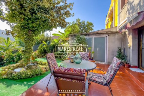 Townhouse for sale Palafolls, Barcelona, Spain 3 bedrooms, 245 sq.m. No. 113244 - photo 8
