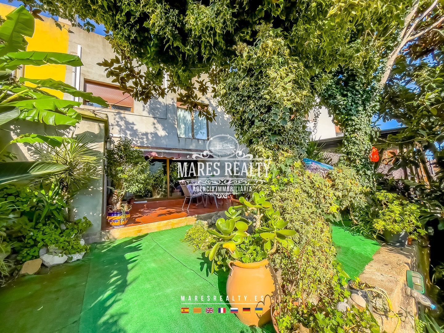 Townhouse in Palafolls, Barcelona, Spain 3 bedrooms, 245 sq.m. No. 113244