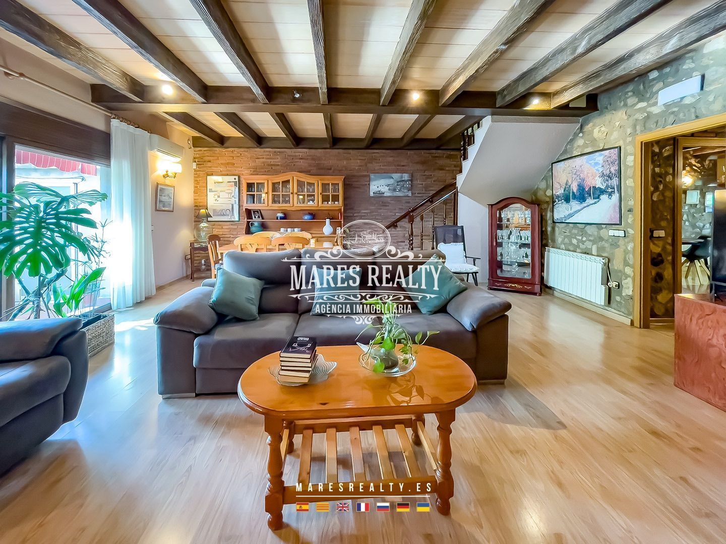 Townhouse in Palafolls, Barcelona, Spain 3 bedrooms, 245 sq.m. No. 113244