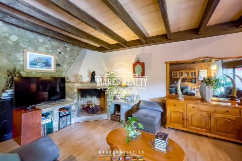Townhouse for sale Palafolls, Barcelona, Spain 3 bedrooms, 245 sq.m. No. 113244 - photo 17