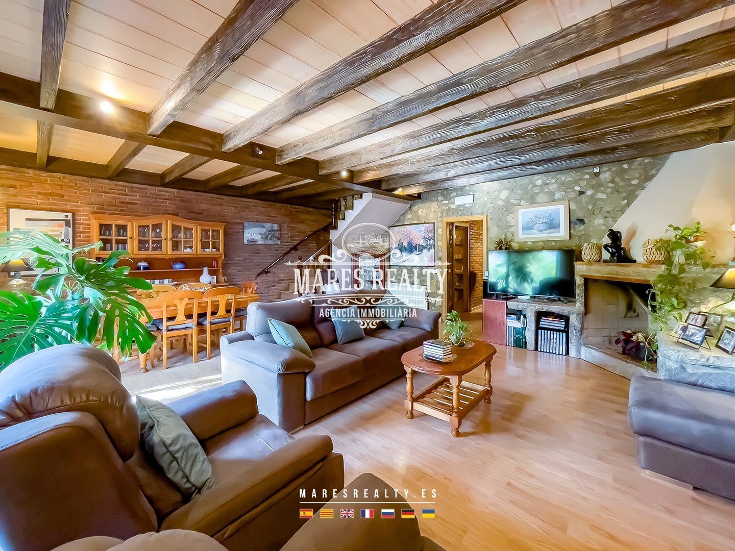 Townhouse in Palafolls, Barcelona, Spain 3 bedrooms, 245 sq.m. No. 113244