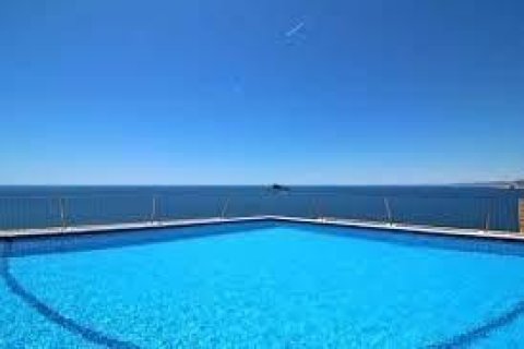 Takvåning till salu i Benidorm, Alicante, Spanien 2 sovrum, 140 kvm. Nr. 181278 - foto 5