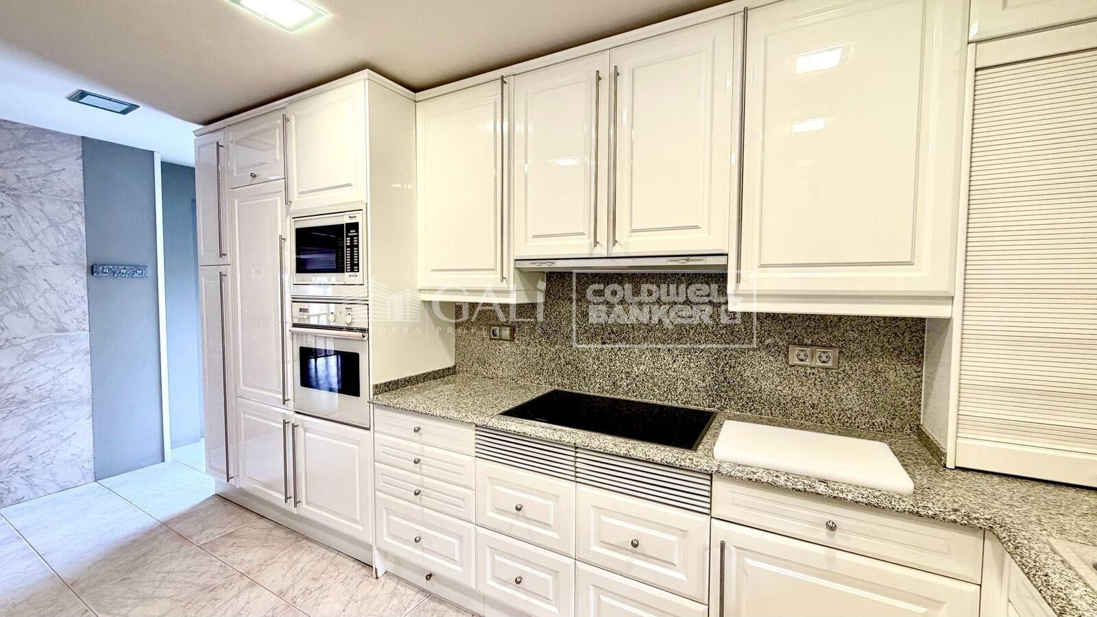 Villa in Principado De Andorra (Ninguna Poblacion Tiene C.P.), Lleida, Spanien 6 Schlafzimmer, 500 m2 Nr. 156715