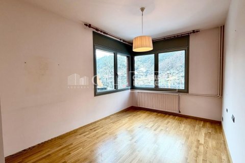 Huvila vuokrattavana Principado De Andorra (Ninguna Poblacion Tiene C.P.), Lleida, Espanja, 6 makuuhuonetta, 500 m2 No. 156715 - kuva 23