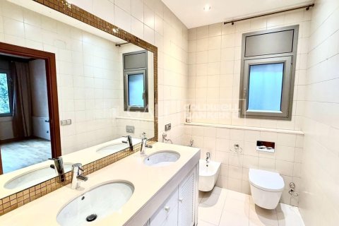 Huvila vuokrattavana Principado De Andorra (Ninguna Poblacion Tiene C.P.), Lleida, Espanja, 6 makuuhuonetta, 500 m2 No. 156715 - kuva 18