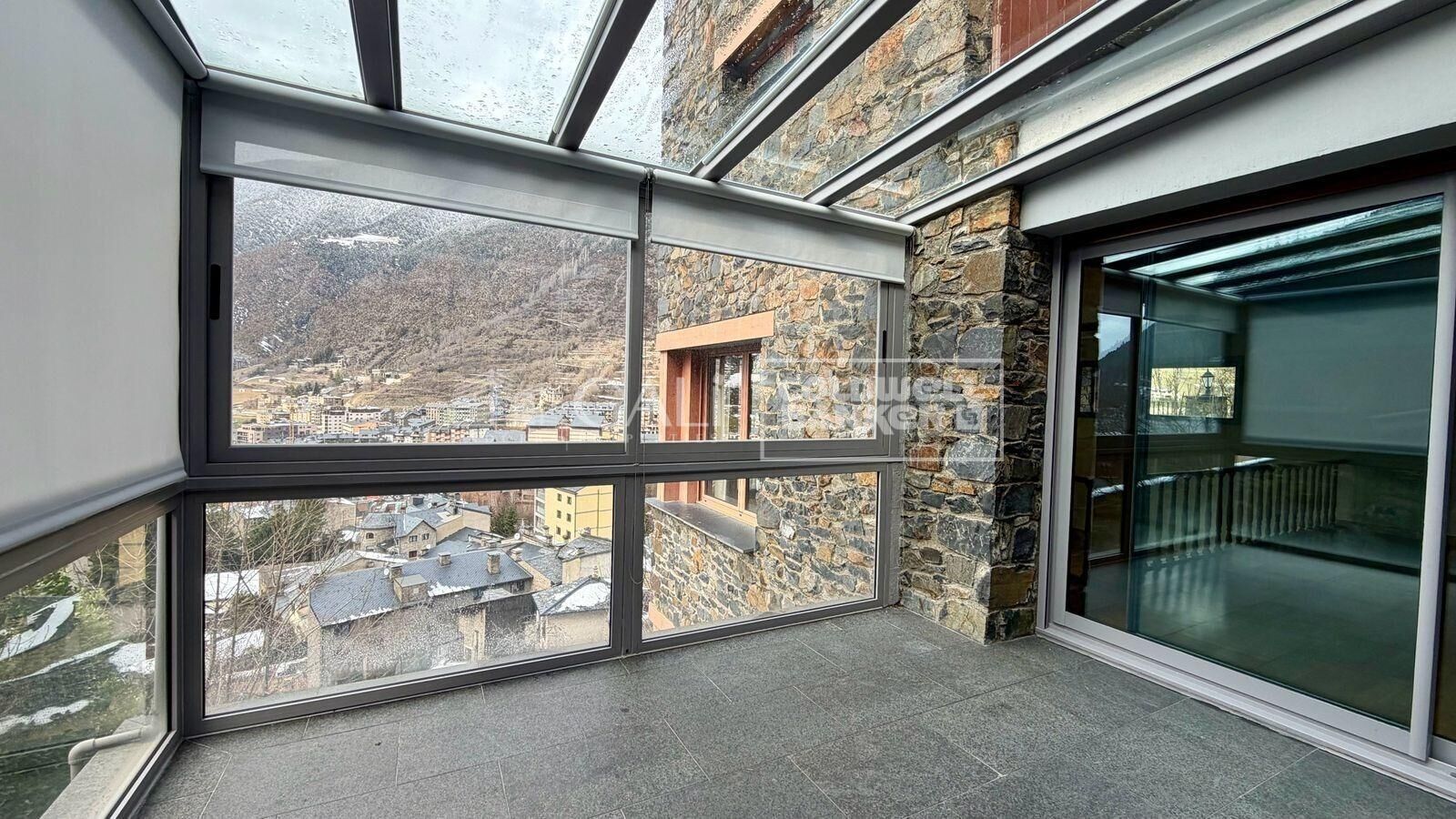 Villa in Principado De Andorra (Ninguna Poblacion Tiene C.P.), Lleida, Spanien 6 Schlafzimmer, 500 m2 Nr. 156715