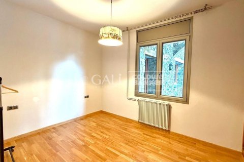 Huvila vuokrattavana Principado De Andorra (Ninguna Poblacion Tiene C.P.), Lleida, Espanja, 6 makuuhuonetta, 500 m2 No. 156715 - kuva 26