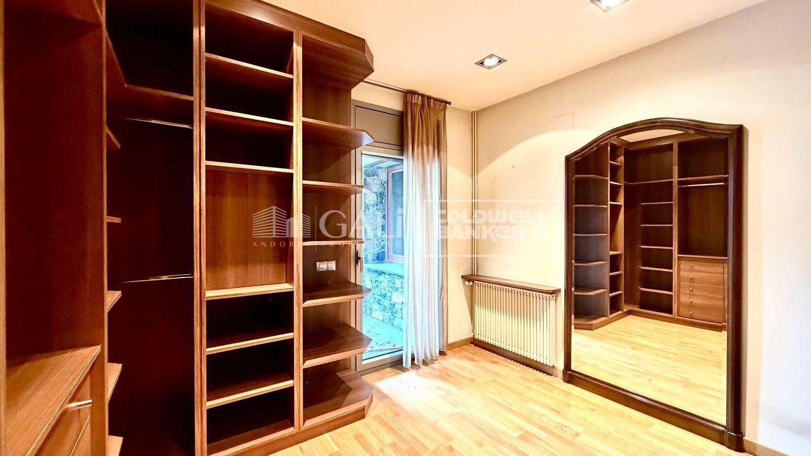 Villa in Principado De Andorra (Ninguna Poblacion Tiene C.P.), Lleida, Spanien 6 Schlafzimmer, 500 m2 Nr. 156715