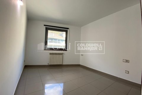 Huoneisto vuokrattavana Principado De Andorra (Ninguna Poblacion Tiene C.P.), Lleida, Espanja, 3 makuuhuonetta, 99 m2 No. 156710 - kuva 12