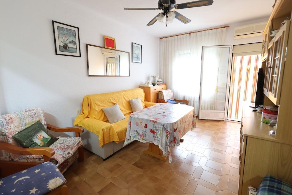 Apartamento en Cabo Roig, Alicante, España 1 dormitorio, 53 m2 No. 182921