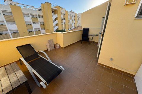 House for sale in Alicante, Spain 2 bedrooms, 78 sq.m. No. 182919 - photo 29