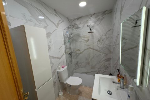 House for sale in Alicante, Spain 2 bedrooms, 78 sq.m. No. 182919 - photo 23