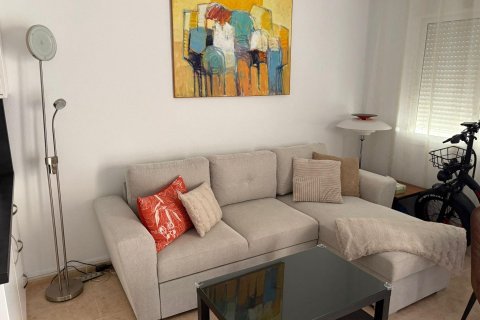 House for sale in Alicante, Spain 2 bedrooms, 78 sq.m. No. 182919 - photo 11