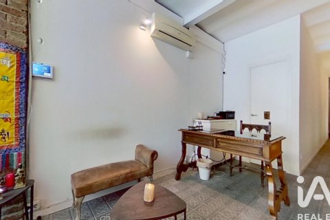 Commercial property à vendre à Barcelona, Espagne, 3 chambres, 153 m2 No. 172907 - photo 5