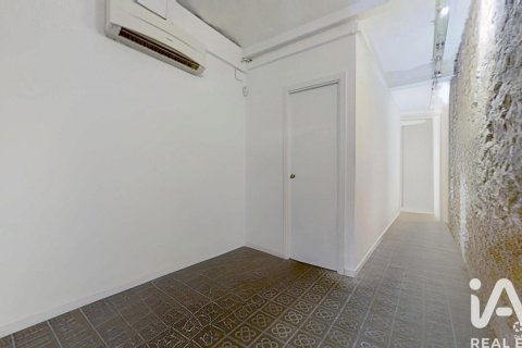 Commercial property à vendre à Barcelona, Espagne, 3 chambres, 153 m2 No. 172907 - photo 15