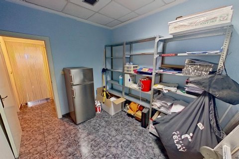 Office for rent in Torrevieja, Alicante, Spain 3 bedrooms, 110 sq.m. No. 168874 - photo 14
