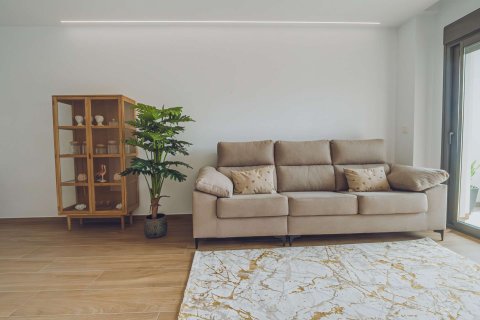 Huoneisto myytävänä Redovan, Alicante, Espanja, 3 makuuhuonetta, 93.93 m2 No. 175882 - kuva 5
