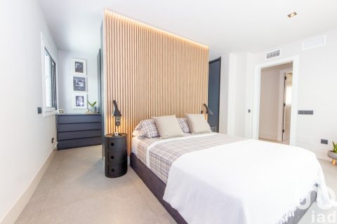 Продажа дома в Сан-Андреу-де-Льяванерес, Барселона, Испания 3 спальни, 341м2 №153787 - фото 18