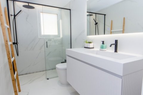 Продажа дома в Сан-Андреу-де-Льяванерес, Барселона, Испания 3 спальни, 341м2 №153787 - фото 17