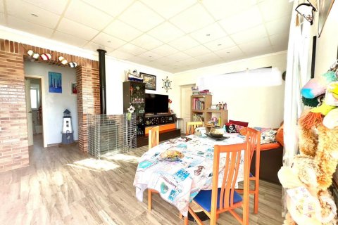 Talo myytävänä Sant Jaume d'Enveja, Tarragona, Espanja, 2 makuuhuonetta, 148 m2 No. 153791 - kuva 27