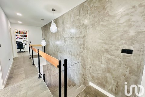 Hus till salu i Alicante, Spanien 5 sovrum, 343 kvm. Nr. 153786 - foto 27